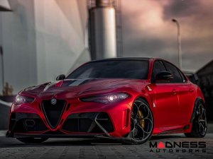 Alfa Romeo Giulia Quadrifoglio GTAm Style Side Skirts - Carbon Fiber